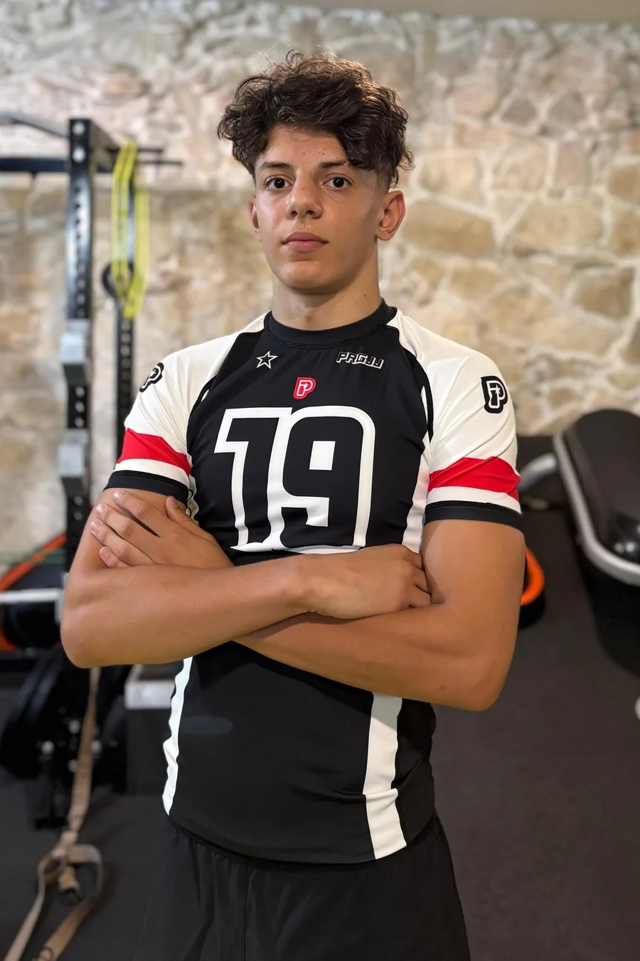 Mihai Cazan, asistent la grupa de copii din Brașov, la Eden Combat Academy